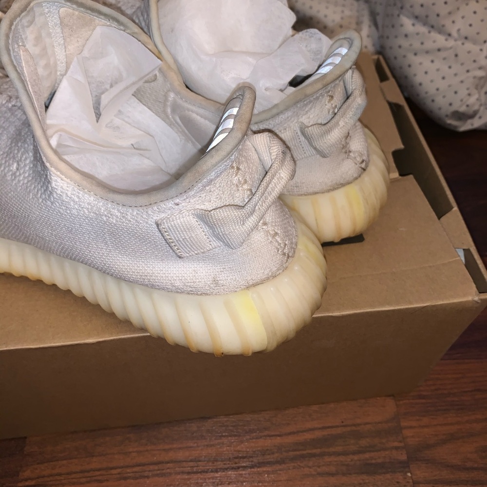 Yeezy 350 boost v2